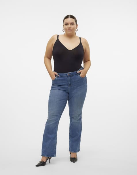 Vero Moda Curve – Mellanblå, utsvängda jeans - view 1