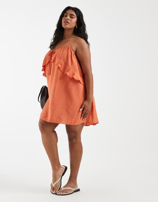 Vero Moda Curve – Mini-Trägerkleid in Rostrot mit Rüschenbesatz, 4 von 4