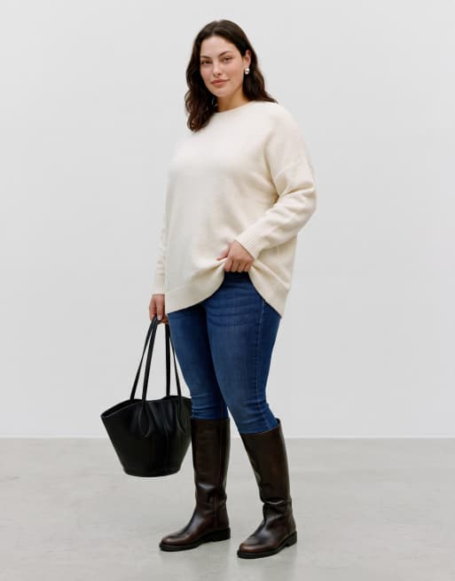 Vero Moda Curve mjuk oversized tröja med rund halsringning i cream melange, 2 av 5