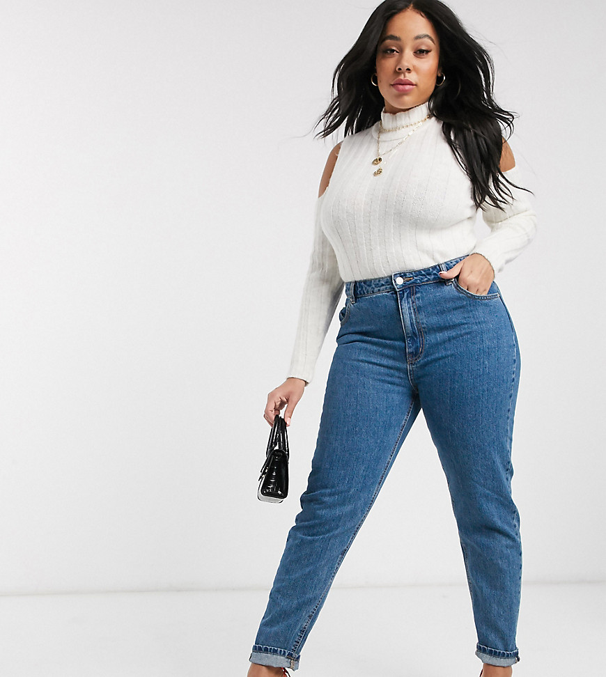 Plus-size jeans by Vero Moda Part of our responsible edit High-rise waist Concealed fly Functional pockets Ankle-grazer cut Regular, tapered fit A standard cut around the thigh with a narrow shape through the leg