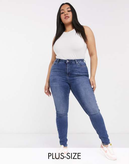 Vero Moda Curve – Obcisłe jeansy w kolorze indygo z podwyższonym stanem
