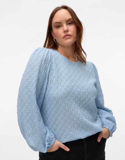Vero Moda Curve – Oberteil in Hellblau - view 1