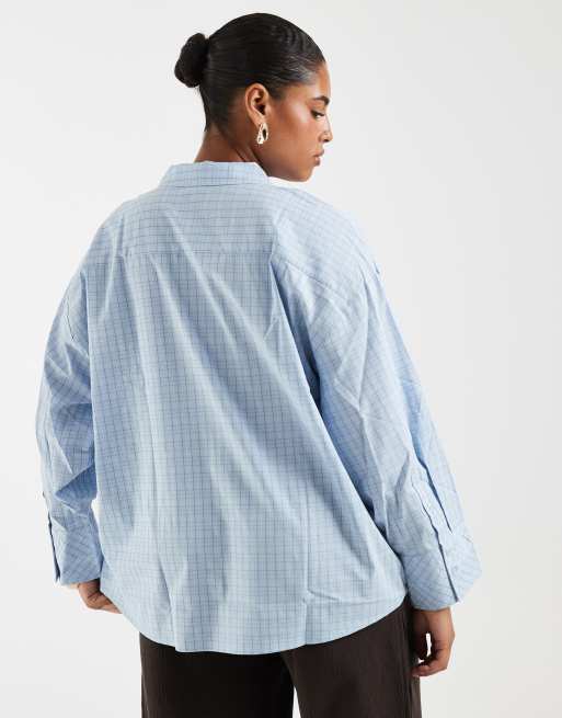 Vero Moda Curve Oversize-Hemd mit kleinem Karomuster in Hellblau, 4 von 4