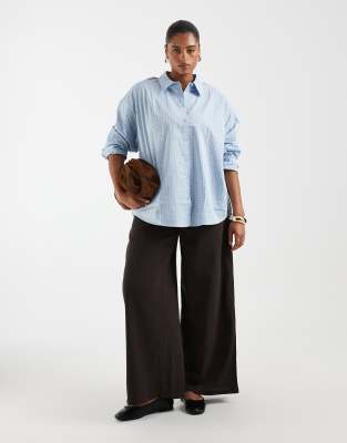 Vero Moda Curve Oversized Shirt In Blue