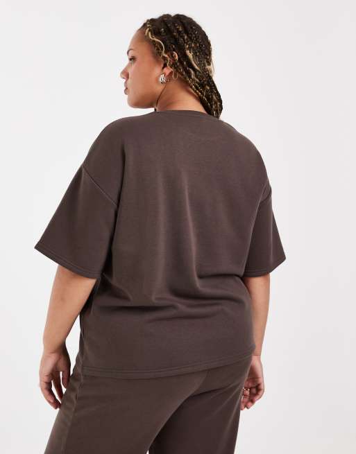 Vero Moda Curve oversized sweat t-shirt-set i chokladbrunt, 3 av 4