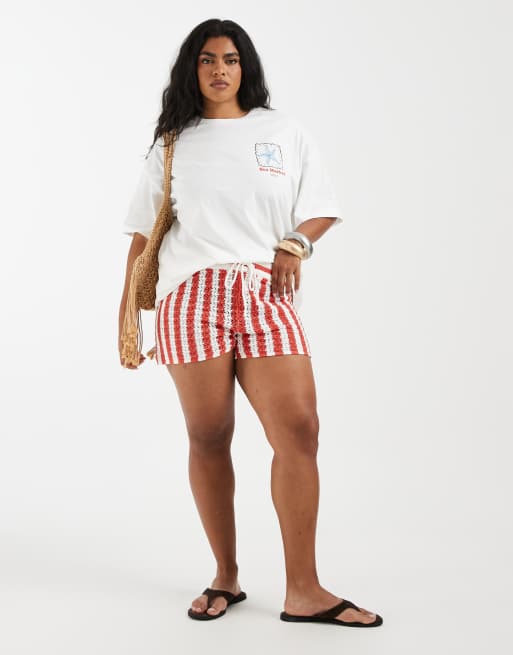 Vero Moda Curve oversized t-shirt in white with sea life print, 3 of 4