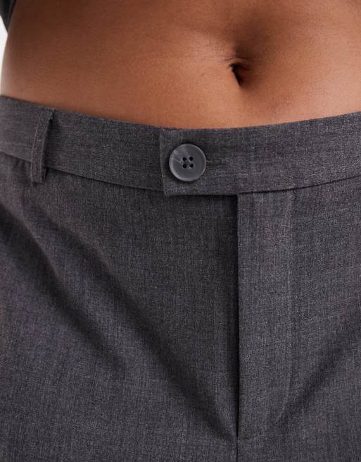Vero Moda Curve - pantalón recto de vestir con raya planchada, parte de un conjunto, en gris oscuro jaspeado, 4 de 5