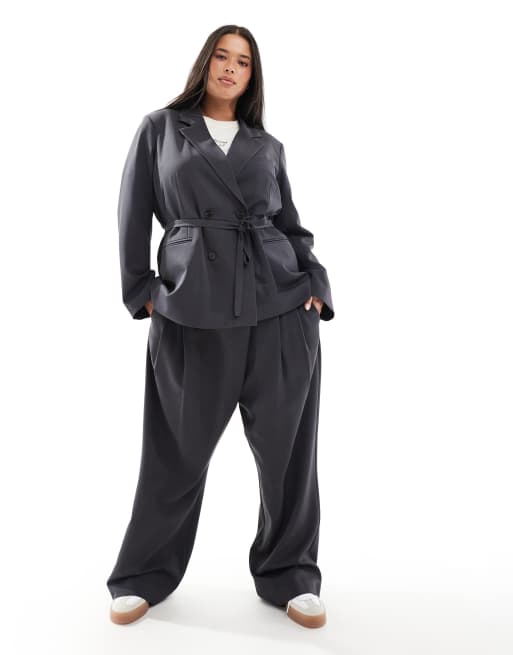 Vero Moda Curve - Pantaloni a portafoglio a fondo ampio grigio scuro in coordinato