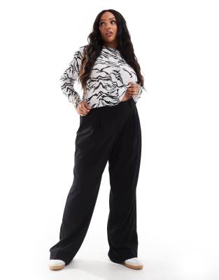 pleat front jersey crepe dad pants in black