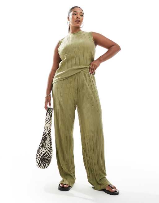 Vero Moda - Curve - Plissé broek in kaki, deel van co-ord set