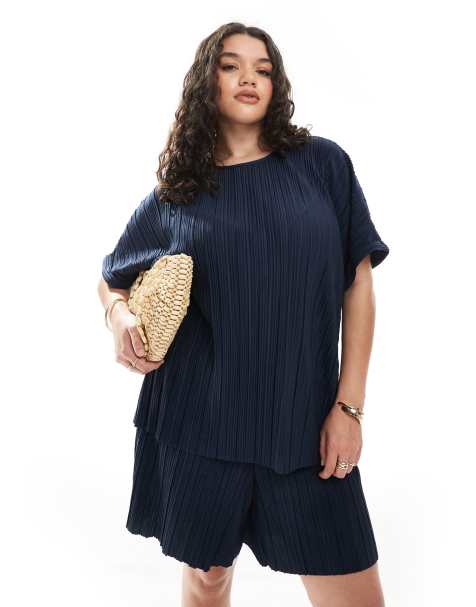 Vero Moda Curve plisse t-shirt co-ord in navy - view 1