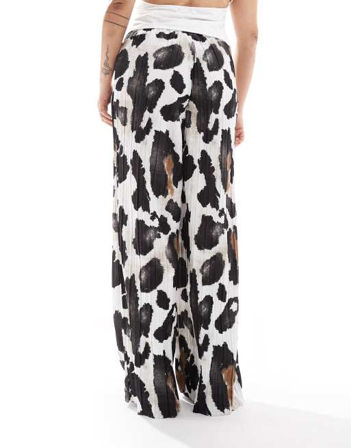Vero Moda Curve plisse wide leg trousers in abstract cow print, 5 of 5