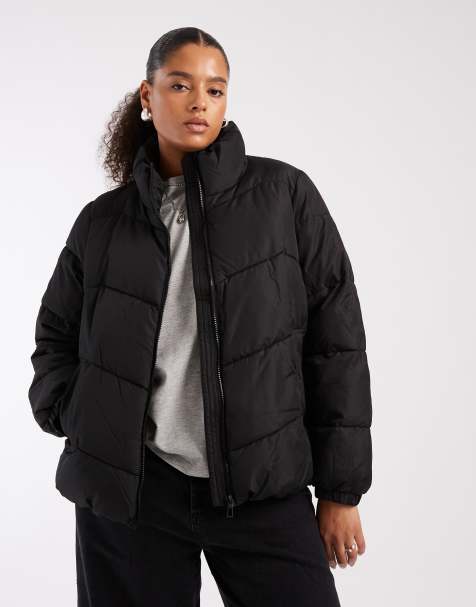 Vero Moda Curve puffer jacket in black