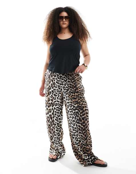 Vero Moda Curve - Pull on-bukser med brede ben og leopardprint - view 1