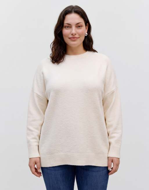Vero Moda Curve pull oversize à col rond doux en crème chiné, 3 de 5