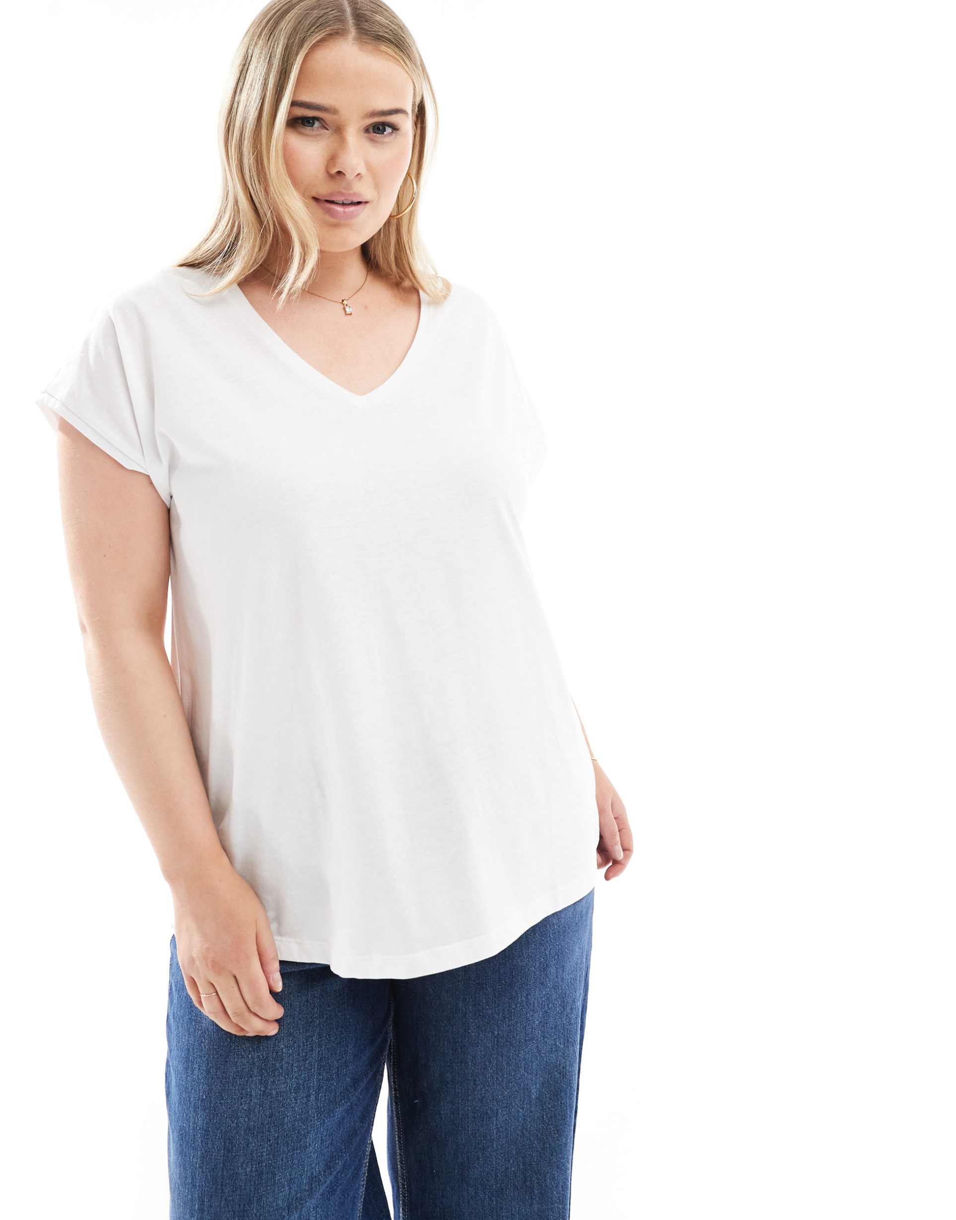 vero moda curve relaxed oversized v neck t-shirt in white