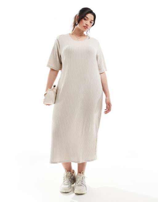 Vero Moda Curve - Robe mi-longue en maille côtelé - Crème