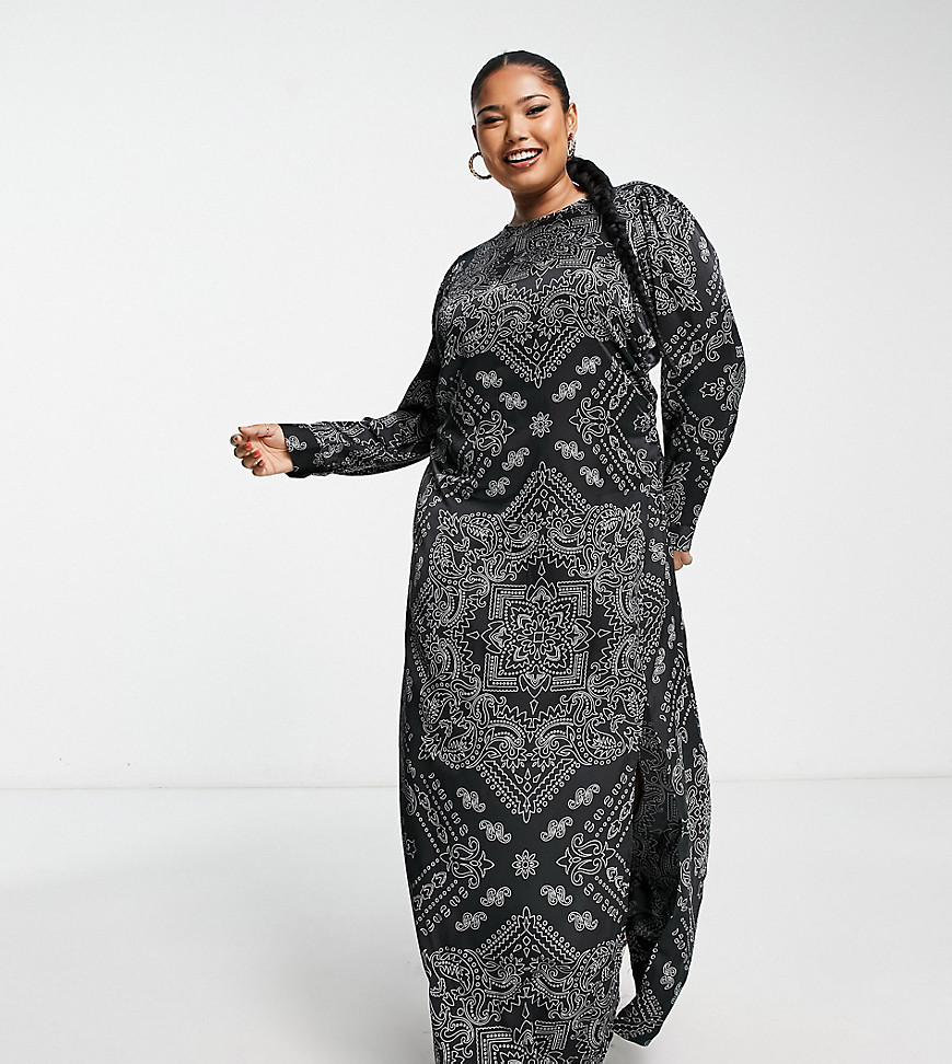 Vero Moda Curve satin ruched maxi dress with split in black paisley print