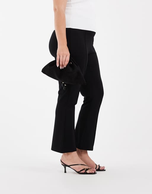 Vero Moda Curve sculpting stretch high waist pleat front flare trouser in black, 3 of 5