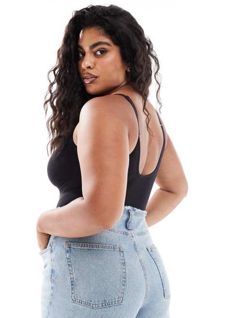 Vero Moda Curve seamless strappy thong bodysuit in black, 3 of 4