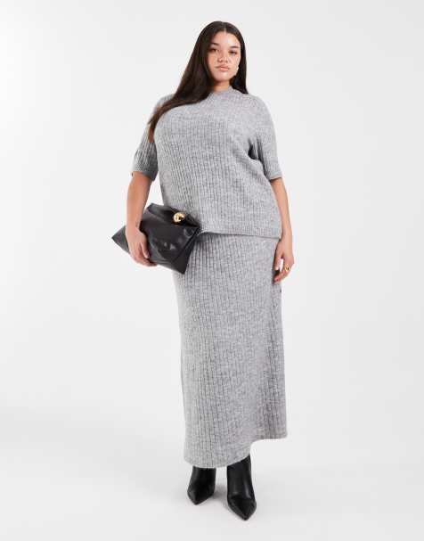 Vero Moda Curve – Set aus Rippstrick in Grau meliert, bestehend aus kurzärmligem Oberteil und Midirock - view 1