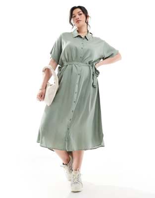 Vero Moda Curve shirt midi dress with tie belt in green | ASOS