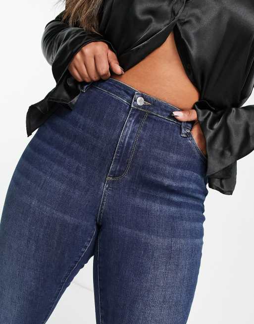 Vero Moda Curve skinny jean in dark blue , 2 of 4
