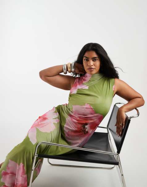 Vero Moda Curve sleeveless ruched detail maxi dress in large scale floral print - view 1