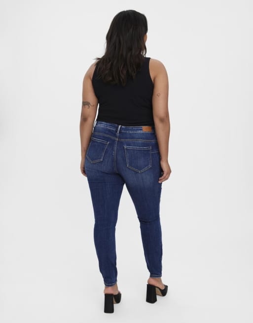 Vero Moda Curve – Slim-Fit-Jeans aus dunkelblauem Denim, 3 von 4