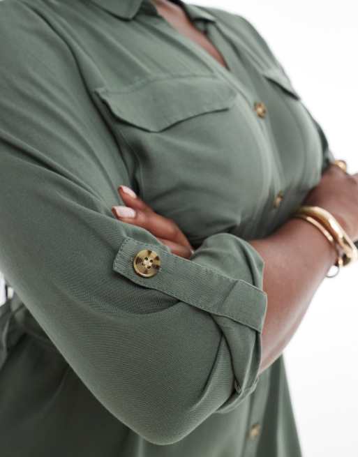 Vero Moda Curve – Sukienka koszulowa mini w kolorze khaki, 2 z 4