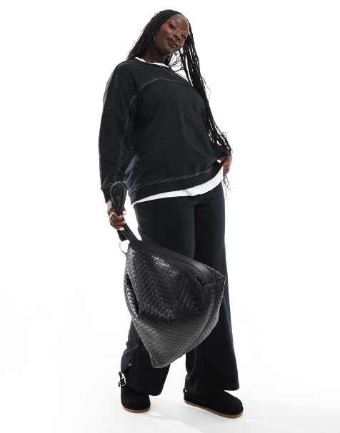 Vero Moda Curve – Svart set med sweatshirt och mjukisbyxor med boxig passform och kontrastfärgade sömmar - view 1