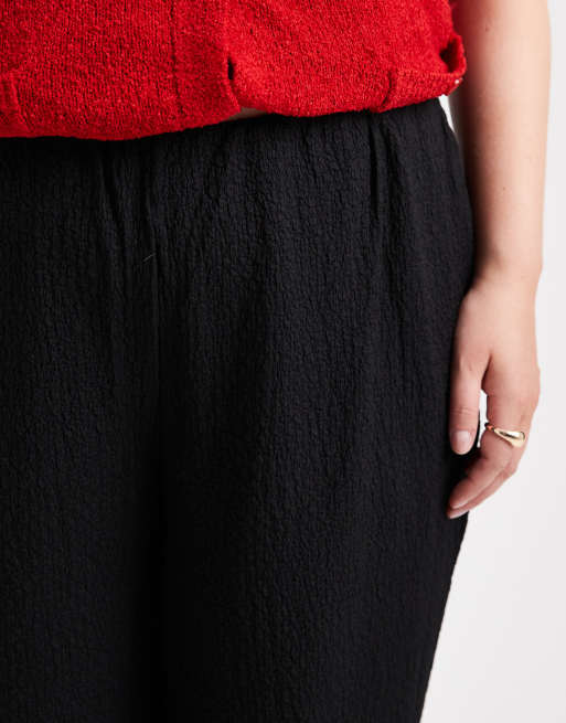 Vero Moda Curve – Svarta, texturerade byxor i jersey med dra på-design, 5 av 5