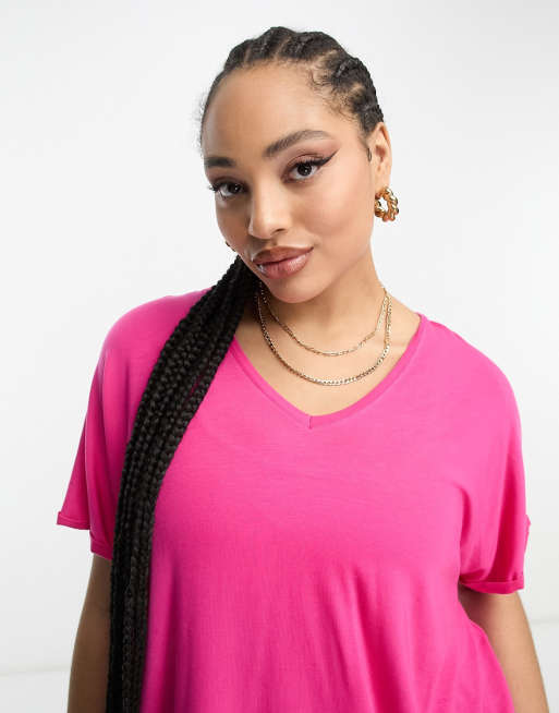 Vero Moda Curve - T-shirt rosa acceso con scollo a V