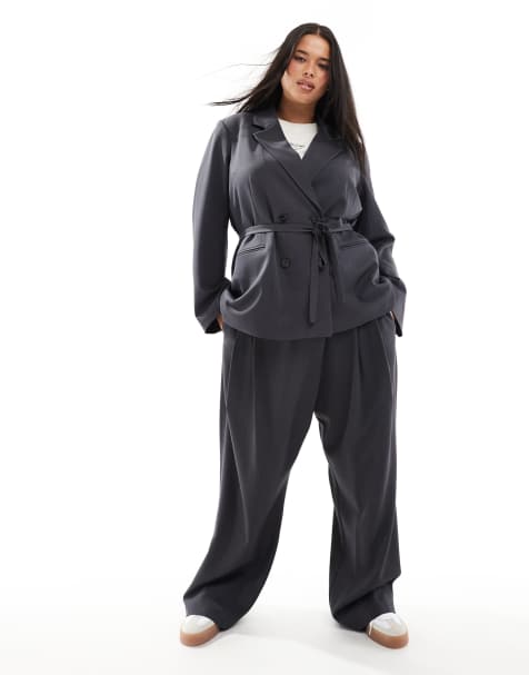 Vero Moda Curve tailored blazer and pants set in dark gray - view 1