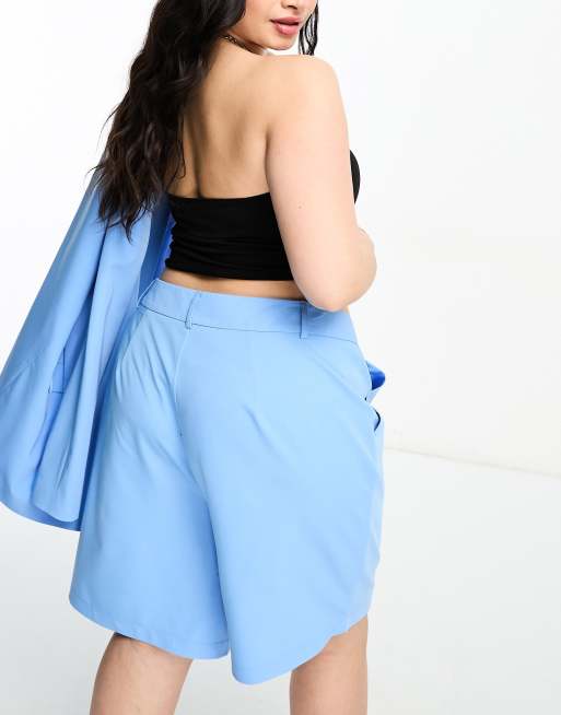 Vero Moda Curve tailored suit shorts co-ord in blue, 3 of 4