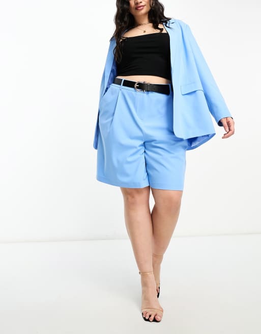 Vero Moda Curve tailored suit shorts in blue - part of a set, 2 of 4
