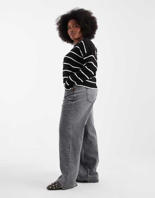 Vero Moda Curve Tessa high rise wide leg jeans in medium gray wash, 3 of 5