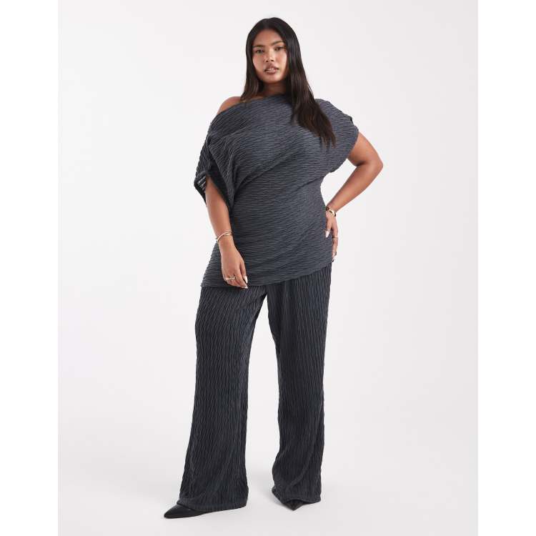Vero Moda Curve textured jersey off the shoulder top and