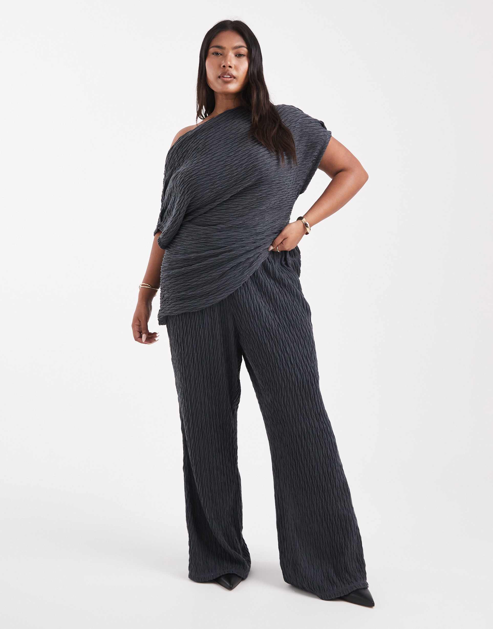 vero moda curve textured jersey wide leg pants in asphalt gray - part of a set