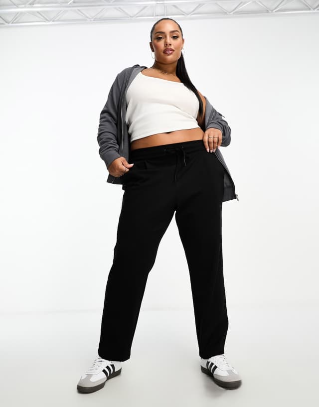 Vero Moda Curve tie waist tapered sweatpants in black