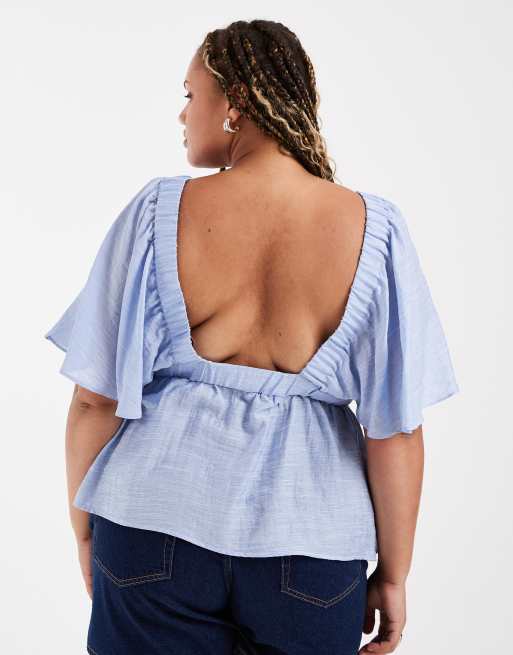 Vero Moda Curve top met korte mouwen en V-hals in lichtblauw, 2 van 4