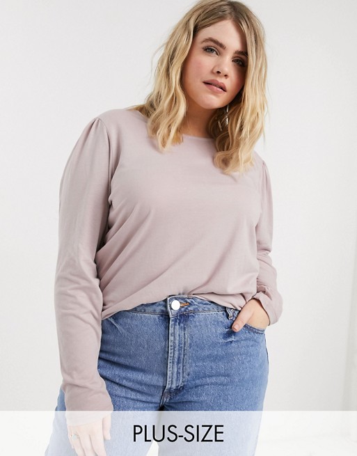 Vero Moda Curve top with puff sleeve in pink
