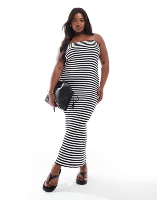 Vero Moda Curve - Trägerloses, gestreiftes Maxikleid aus geripptem Jersey in Schwarz-Weiß