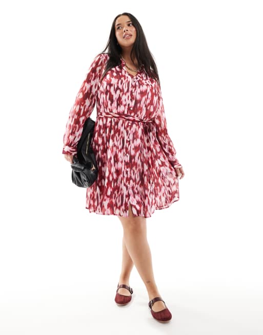 Vero Moda Curve - Vestito corto allacciato in vita in chiffon color rabarbaro con stampa