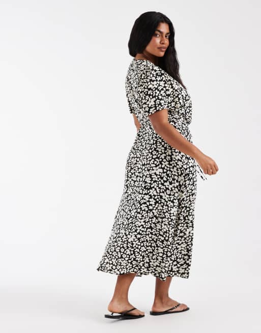 Vero Moda Curve - Vestito lungo con stampa a fiori monocromatica e bottoni, 4 di 4