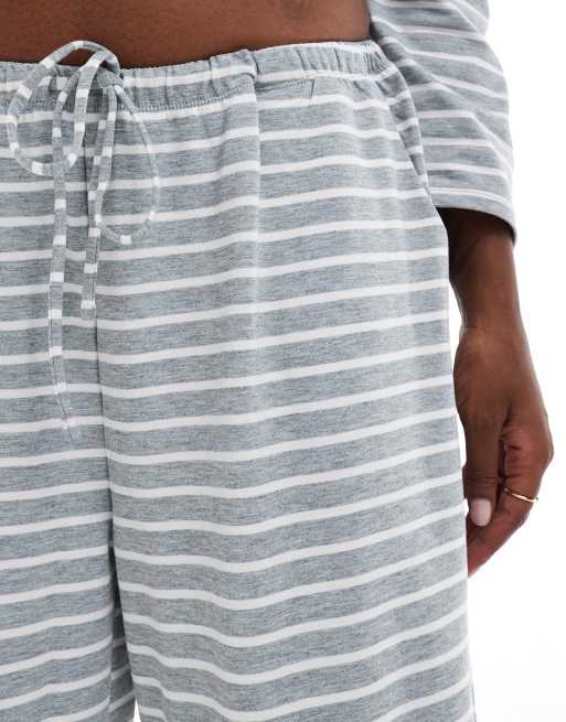 Vero Moda Curve wide leg jersey pants in grey stripe (part of a set), 4 of 5