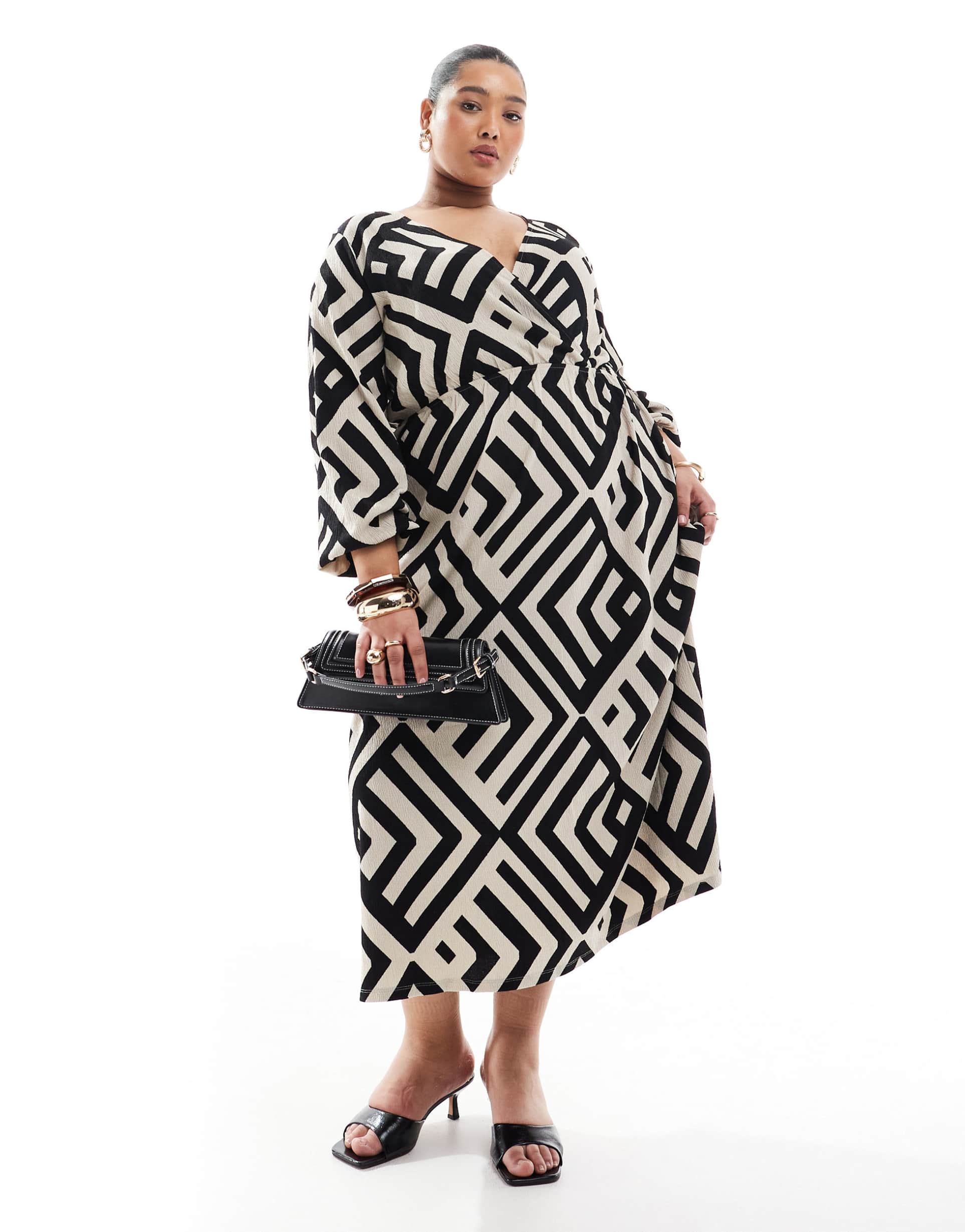 vero moda curve wrap ankle dress in abstract black and white print