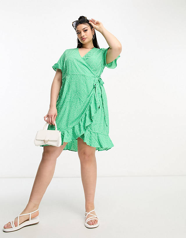 Vero Moda Curve - wrap mini dress in bright green spot print