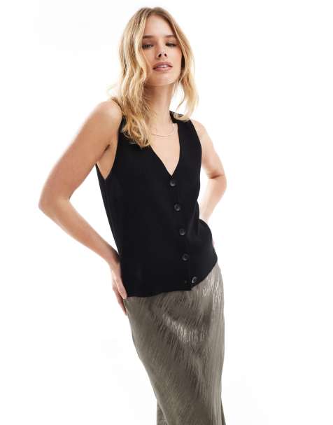Vero Moda knitted waistcoat in black