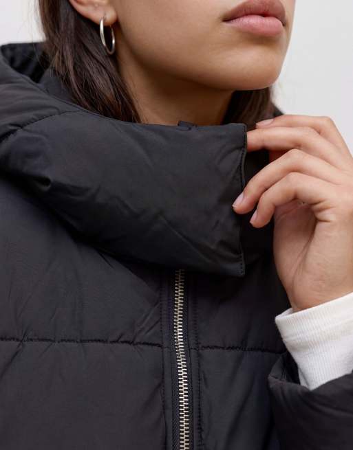 Vero Moda czarna kurtka puchowa, 4 z 6